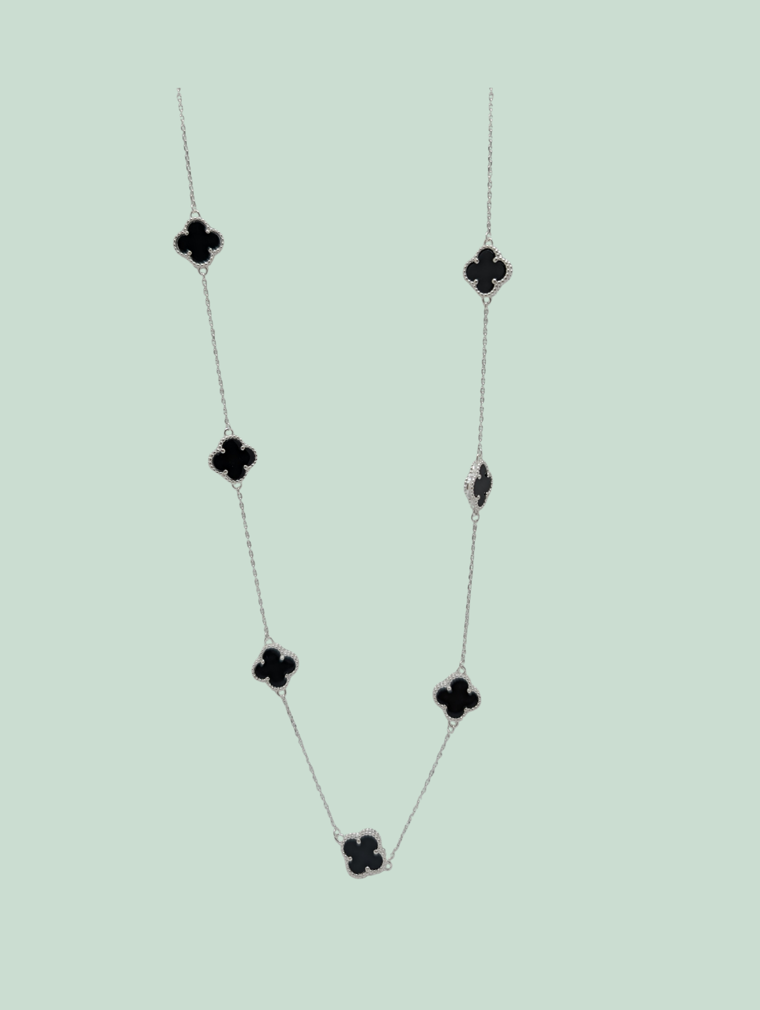 Trebol de Medianoche